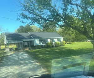 Photo 2 - Mama Jeans Pillowville Home