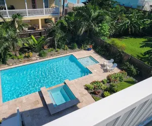 Photo 2 - Tranquil Turquoise Retreat
