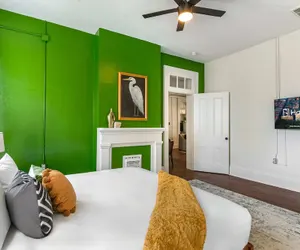 Photo 5 - Jazz Haven Spacious 3BR Condo