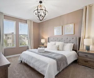 Photo 4 - Gorgeous 6-bedroom House With Private Pool