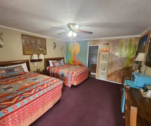 Photo 3 - Smokey Bear Motel
