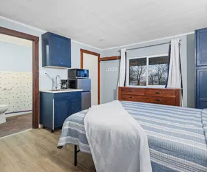 Photo 4 - Workforce Suites