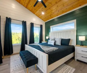 Photo 3 - New, Modern, Bunk Room, Game Room, Playground, Hot tub