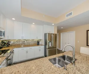 Photo 4 - Dolphin Key 504 - Premier