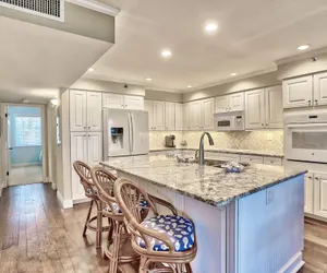 Photo 4 - Pelican Pointe 4C