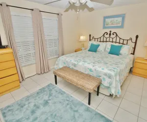 Photo 3 - Colony Beach Club 109