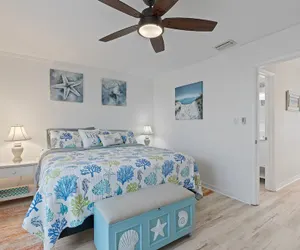 Photo 3 - Colony Beach Club 235