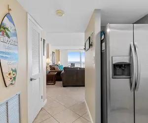 Photo 2 - Coronado Towers 201