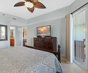 Photo 2 - Oceanwalk 13-406