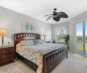 Photo 3 - Oceanwalk 15-302