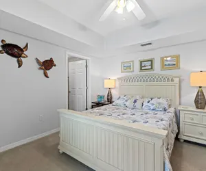 Photo 2 - Oceanwalk 15-302