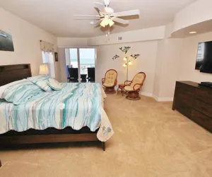 Photo 3 - Oceanwalk 17-605