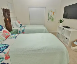 Photo 4 - Oceanwalk 20-205