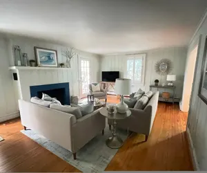Photo 2 - Coastal Cottage - 4 2 by Beach
