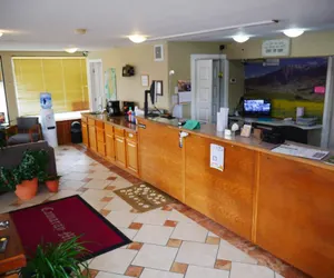 Photo 2 - Camaray Motel