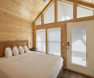 Photo 5 - Luxury Tiny Home King Room