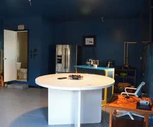 Photo 3 - Luxury Lakefront 4br: Hot Tub, Game Room & Wi-fi