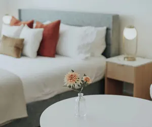 Photo 2 - NEW Minimalist & Clean Apt in Downtown SLC