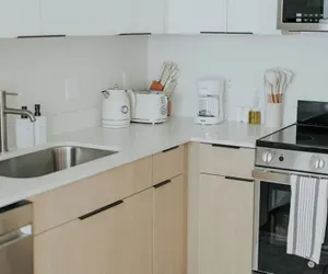 Photo 4 - NEW Minimalist & Clean Apt in Downtown SLC