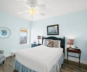 Photo 4 - Waterside Village by Panhandle Getaways