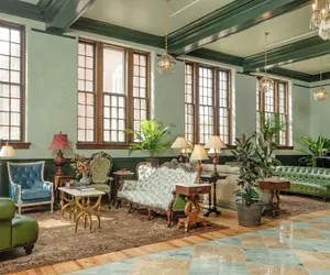 Photo 3 - The Aldenberg Hotel