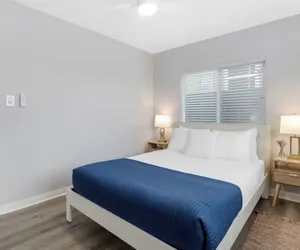Photo 3 - Pool, Hot Tub & Outdoor Lounge Near Beaches, Balboa Park & Downtown Leyla