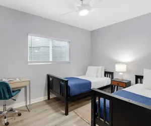 Photo 5 - Pool, Hot Tub & Outdoor Lounge Near Beaches, Balboa Park & Downtown Leyla
