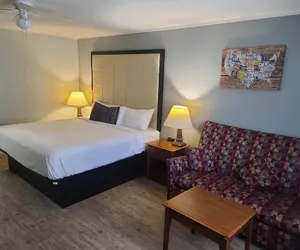 Photo 5 - Tilton Lodge Inn and Suites