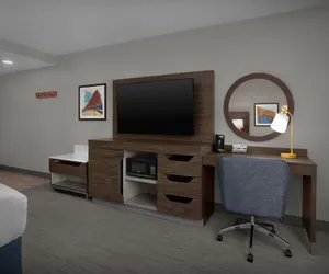 Photo 4 - Hampton Inn & Suites by Hilton Wheat Ridge Denver West