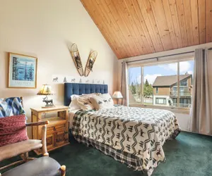 Photo 3 - Tahoe Keys Marina View: 3 Bdr, Desirable Community