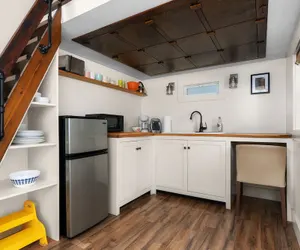Photo 5 - Cozy Tiny Home on Eco Farm and Huge Yard