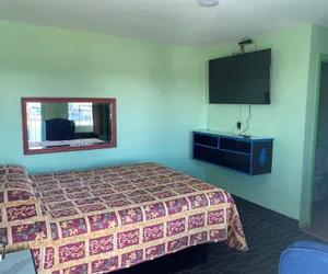 Photo 3 - Jacks motel