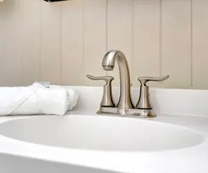 Photo 4 - Stones Throw Beachside Bungalow 2 AT THE Beach