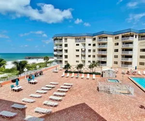 Photo 2 - Beach Cottage 1212 in Indian Shores