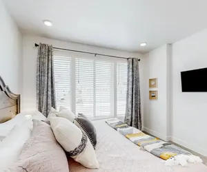Photo 4 - Bear Lake Haus -luxury Bear Lake Retreat