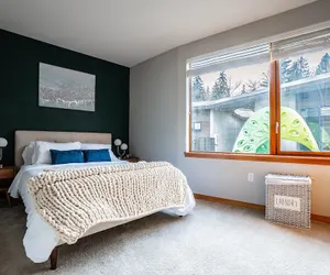 Photo 3 - Sophari's Apartments in Bellevue