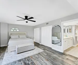 Photo 4 - 50 Meredith Drive #7