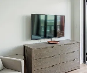 Photo 3 - Landing at Bridge District