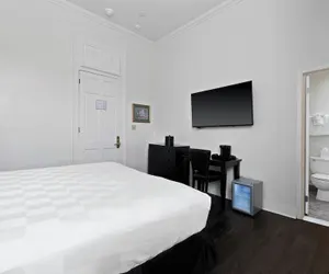 Photo 4 - The Streetcar Historic Hotel