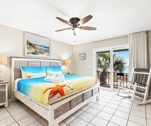 Photo 4 - Surfs Up! Pet-friendly, 2BR 2BA Beachfront Townhouse, Sleeps 8!