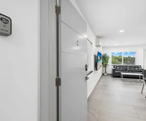 Photo 5 - Unique Retreat - Unit C: Charming 2nd-floor Escape