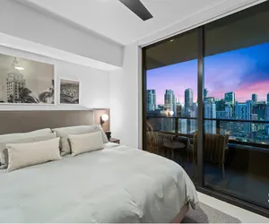 Photo 3 - Miami Luxury Studio With City View