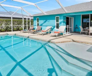 Photo 3 - Orange Cove Heated Pool Oasis of Calm - Look