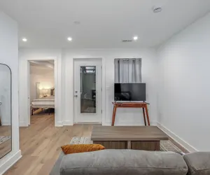 Photo 5 - Capitol Hill Suites - Unit 3