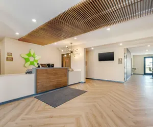 Photo 3 - Extended Stay America Premier Suites – Phoenix - Chandler – Airport
