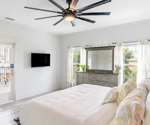 Photo 3 - Modern 5bdr w/ Private Pool, 2 min Walk to the Beach! Montoute by Avantstay