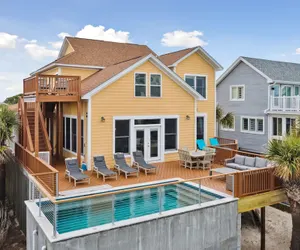 Photo 4 - Oceanfront w Pool Panoramic Deck Views 5bdr Folly Ocean Breeze by Avantstay