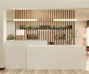 Photo 2 - The Bridges Hotel