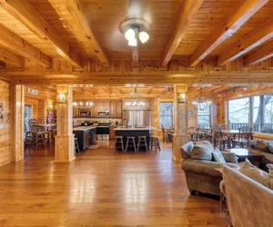 Photo 3 - 100 Guests Blackthorn: Sister Smokies Homes Luxury Mountain Retreat