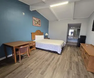 Photo 5 - Luxury Inn & Suites and RV Park